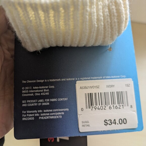 Isotoner Women’s Chenille Cable Knit Gloves - Picture 5 of 6